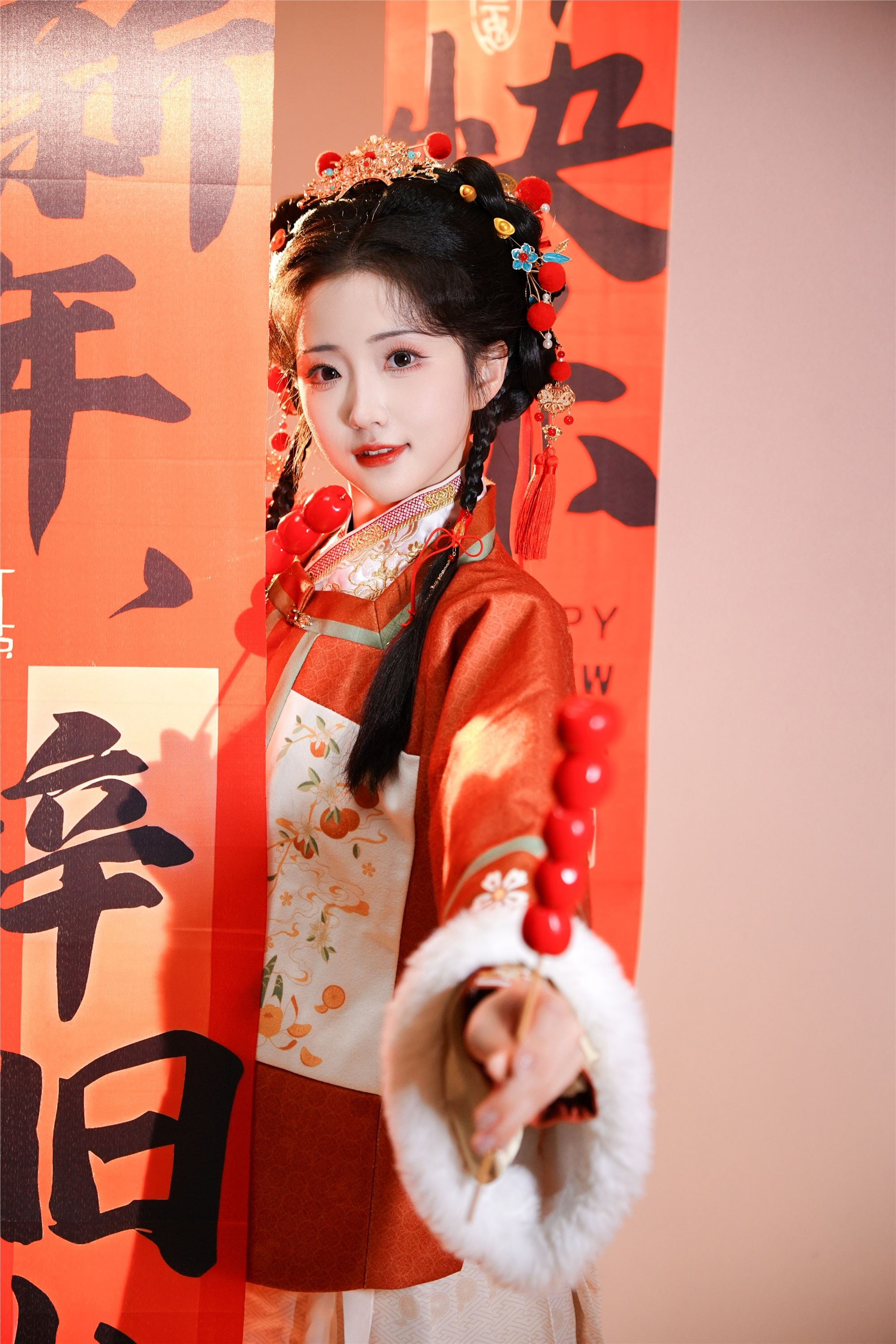 YITUYU 艺图语 2025.03.06 贺新春 兔牙w